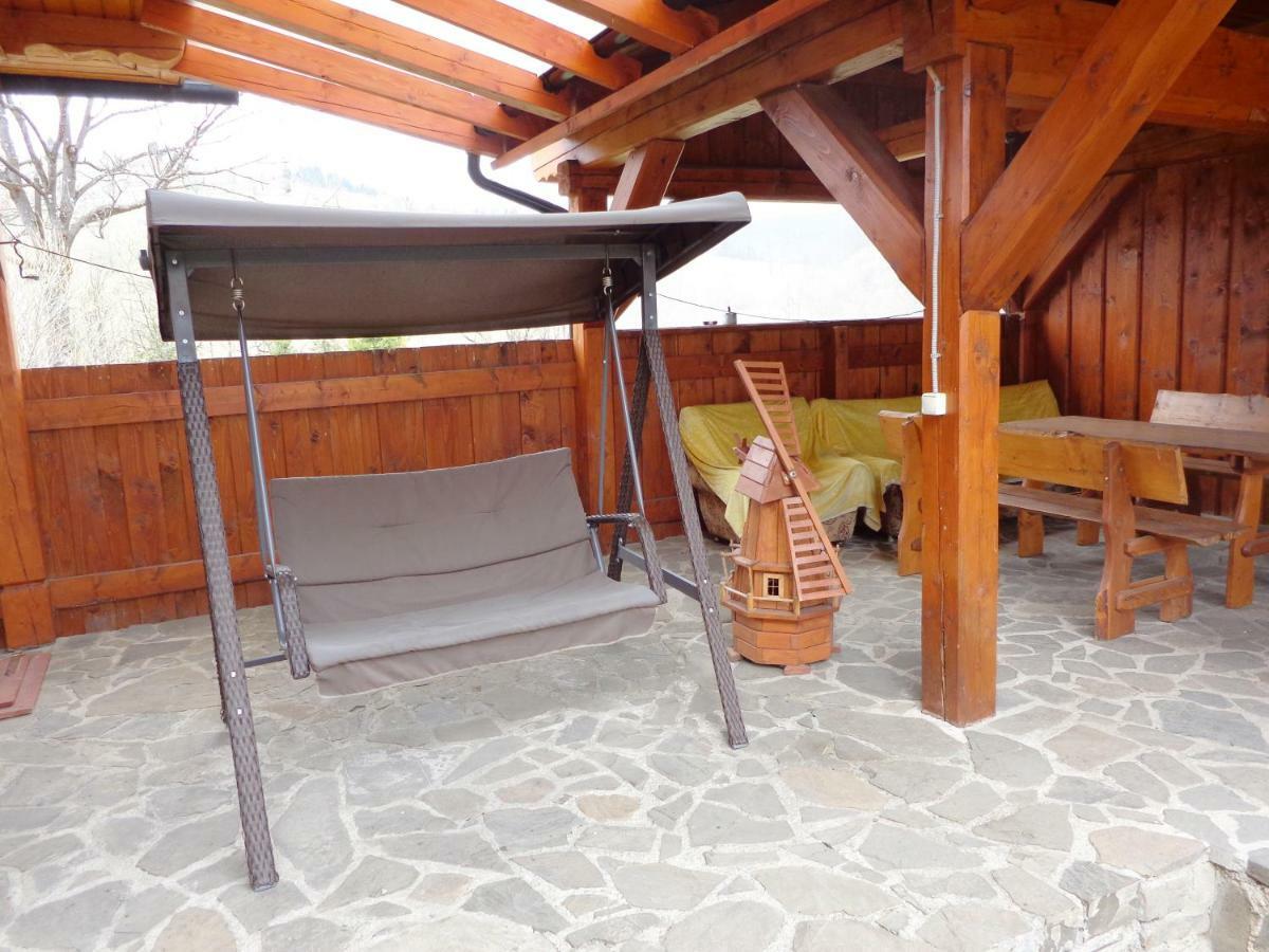 Drevenica Deni Villa Osturna Buitenkant foto